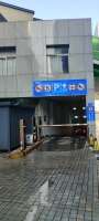 苏宁环球大厦停车场