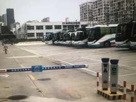 创想驿站停车场