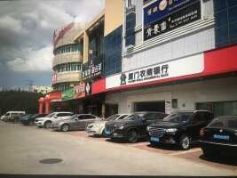 杏北购物广场停车场