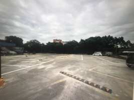 兑山公交站2号临时停车场