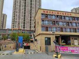 九溪小区公交首末站停车场