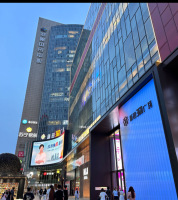 郑州国贸中心停车场