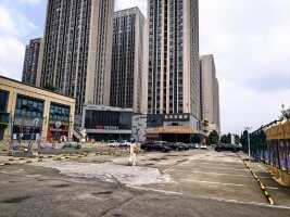 大学南路停车场（西侧）