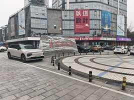 宜昌清华科技园停车场