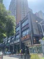 山水华景停车场