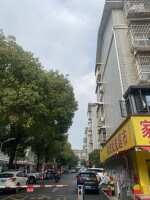 延农社区五期停车场