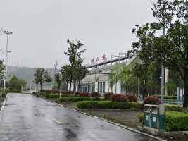 昭山城铁站停车场