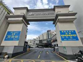 云堡商业大厦如家酒店精选停车场