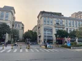 御宝国际大厦停车场