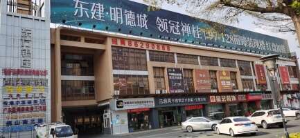 东方银座停车场
