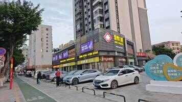 桂南星晴公馆停车场