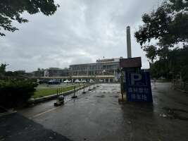 森林摩尔商业街停车场