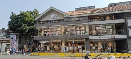 璟廷停车场