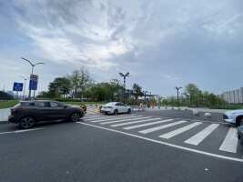 新港公园停车场