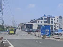 广东工业设计城创新中心停车场