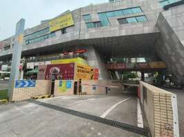 亚运城喜街地下车库