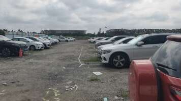 （广州白云机场）兰泊停车场