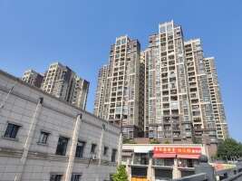 新汇里广场地下停车场
