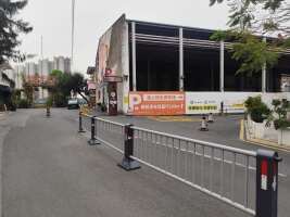 新叶Neaves伦教渔人码头店停车场