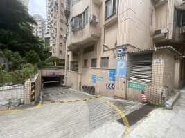 汇鑫阁停车场