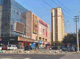 南方时代广场停车场