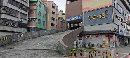 金悦停车场