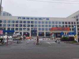 万璟汽车生活广场停车场