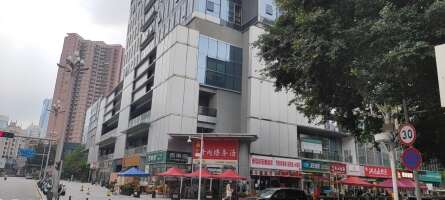 深南阳光大厦停车场