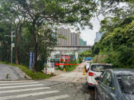 雪龙桥下场地