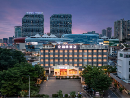 瀚林酒店海雅缤纷城店停车场