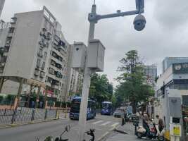 梅林苑停车场
