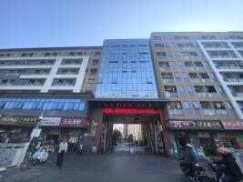 U8智造园停车场