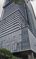深圳市英龙商务中心停车场