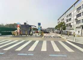 海鑫光工业园地面停车场