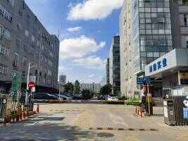 新屋吓宝龙工业园停车场