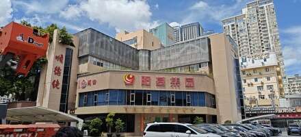 美丝工业区（梅林生活中心）停车场