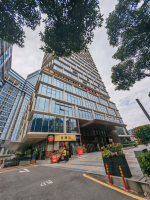 百兴科技大厦停车场