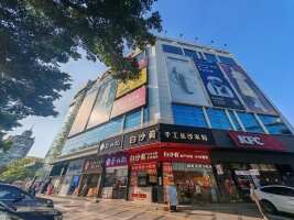 西丽天虹停车场
