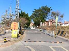 丹灶西城村停车场