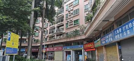 环市东路（佳翠楼）停车场