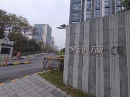 云谷广场C区地库停车场