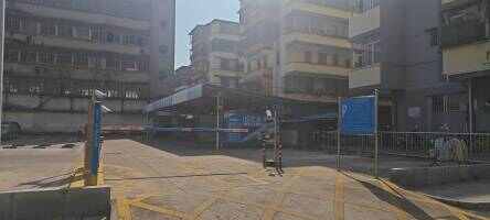 百宝路停车场