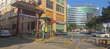 东方广场停车场