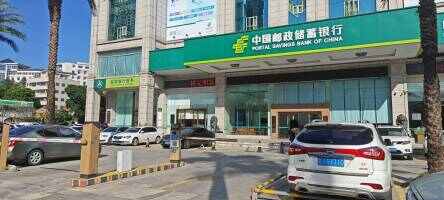 魅力酒店停车场