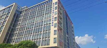 粤湾云谷停车场