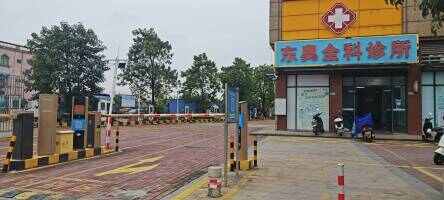 丰汇骏廷外围停车场