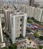 五星国墅园停车场