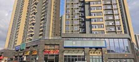 天瑞花园地库停车场