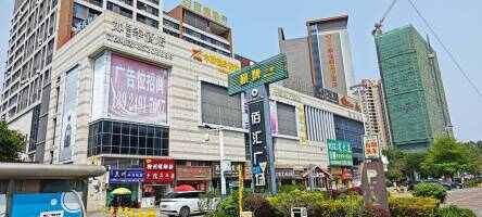 佰汇广场停车场