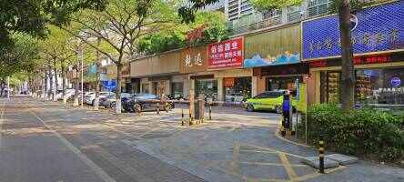 顺景花园四期外围停车场
